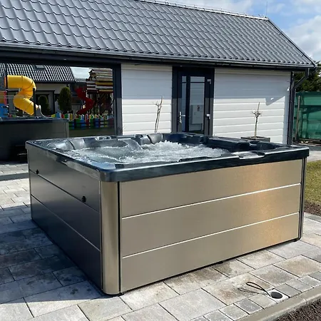 Comfortable Homes With Air Conditioning, Sauna