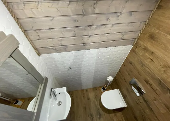 度假居 Homes Near The Beach, Sauna, Jacuzzi 辛安诺泽蒂